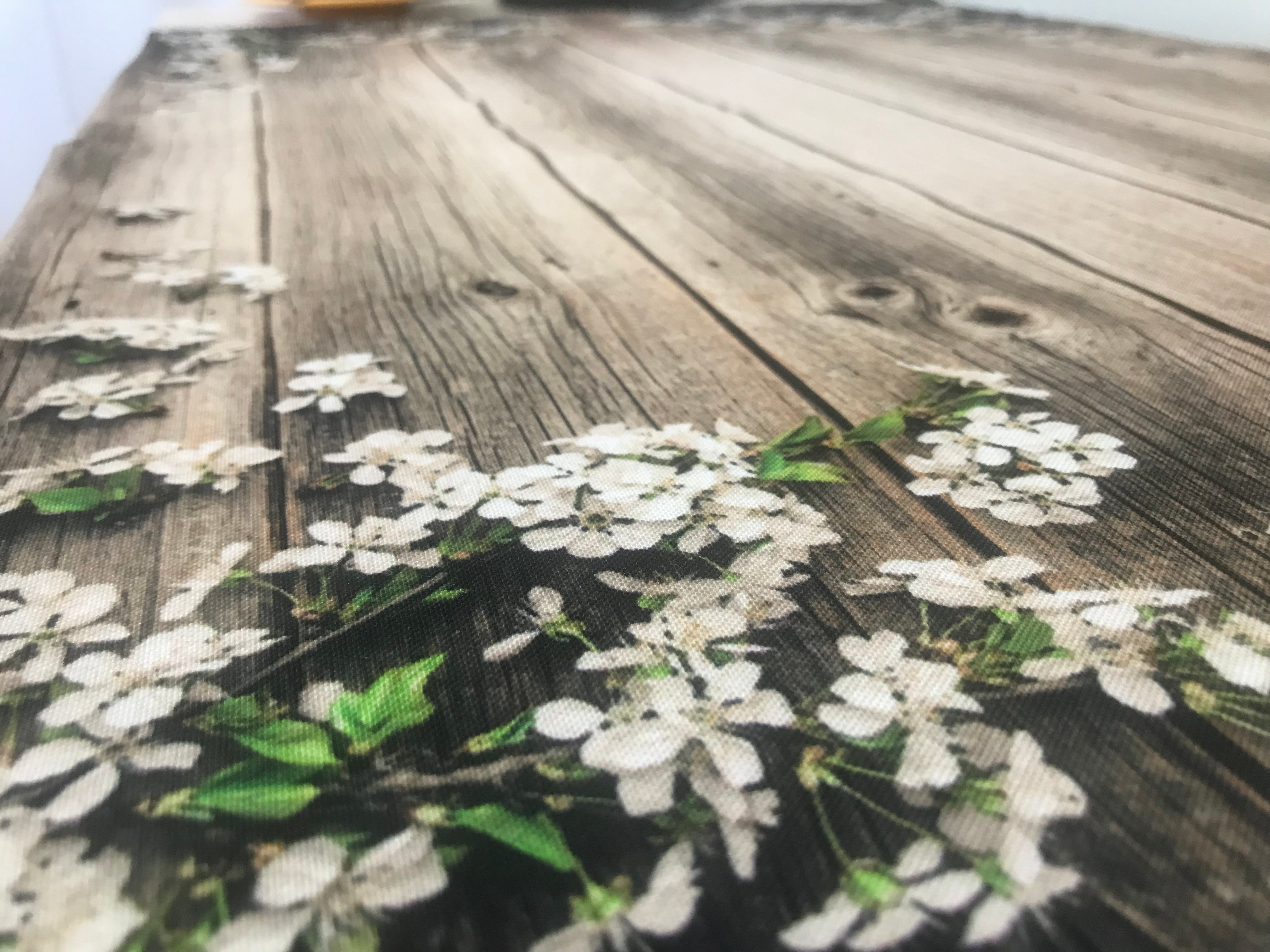 Tablecloth Blossom and wood - Wellmira