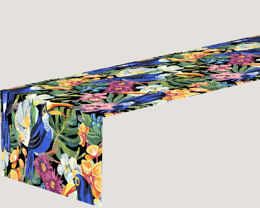 Table Runner Watercolor Parrots - Wellmira